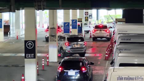 estacionamiento en el aeropuerto o en el centro comercial