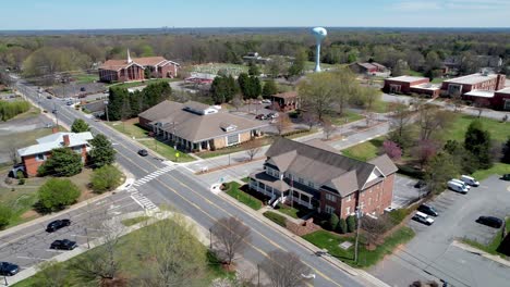 Aerial-pullout-Lewisville-NC,-North-Carolina-in-4k