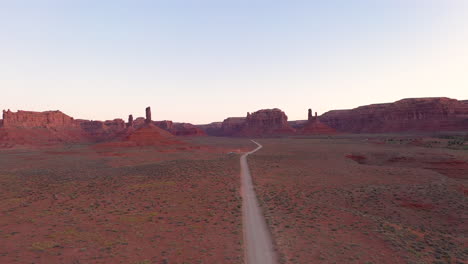 Valley-of-the-Gods-in-Utah,-USA