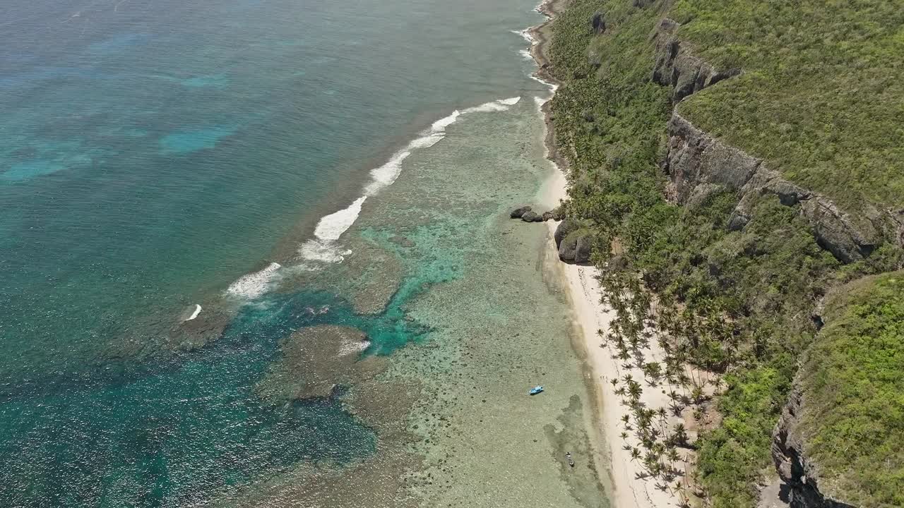 acantilados de playa frontón, las galeras.