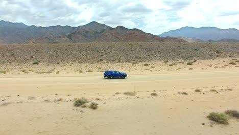 Speeding-along-the-desert-roads