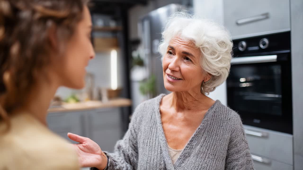 Uma interação emocionante entre uma avó e sua neta em uma cozinha aconchegante, capturando um momento de alegria e conexão, enfatizando o amor, os laços familiares e as experiências compartilhadas no cotidiano
