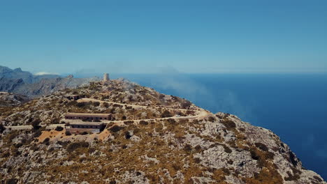 vista aérea de la torre haritage en mallorca, españa