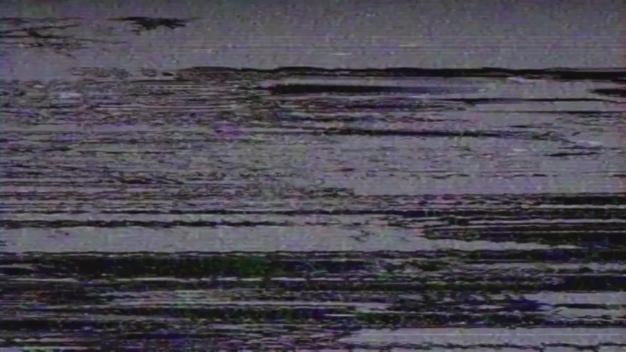 Rumore Statico e Glitch VHS Retrò con Linee Orizzontali.