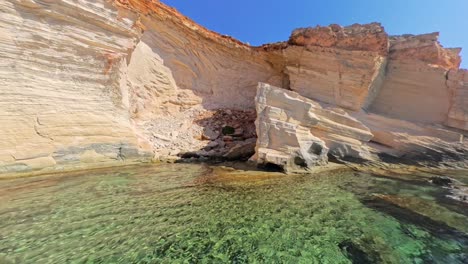 la costa escarpada de mallorca y el área de santanyí