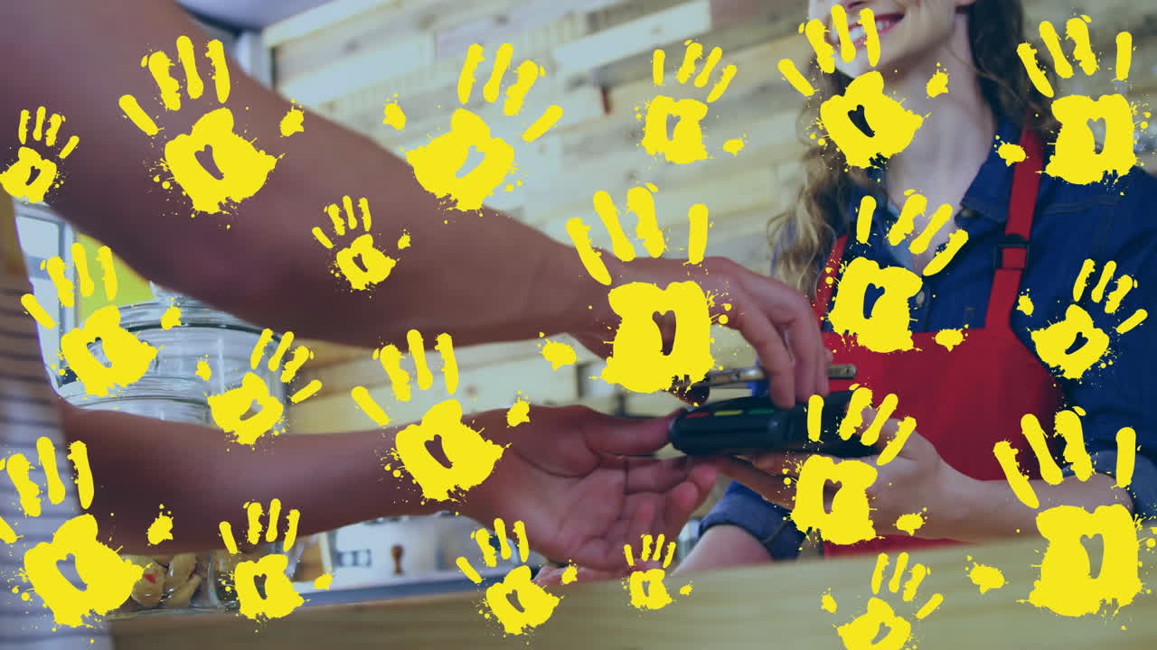 animación de manos cayendo sobre personas que usan terminales de pago