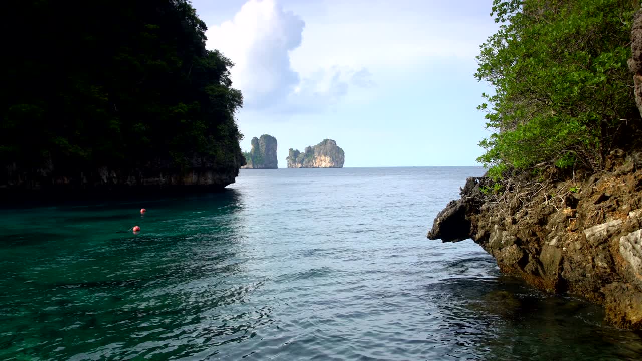 Isola di Phi Phi Leh della baia di Maya, Krabi Thailandia