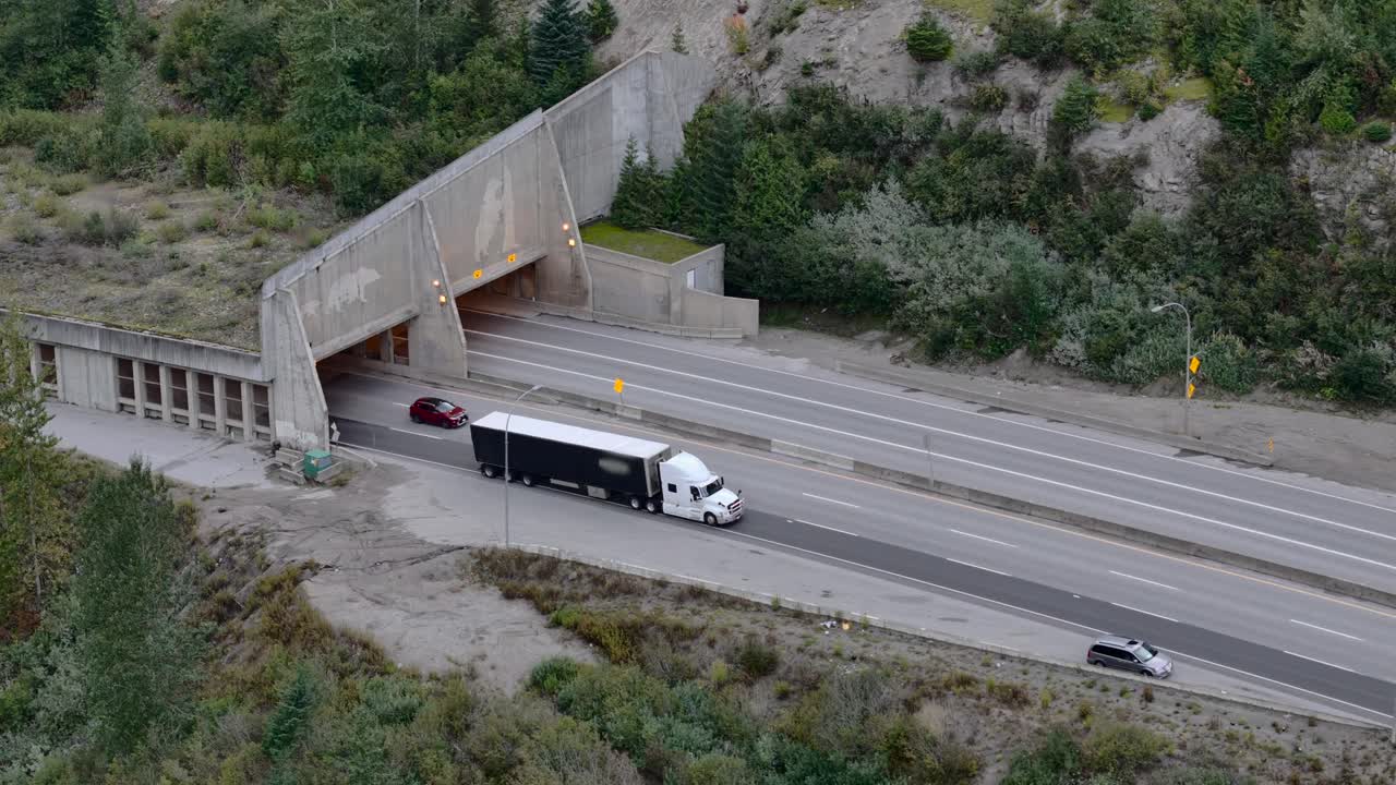 Hauling Up the Heights: Coquihalla's Steep Slope Drive