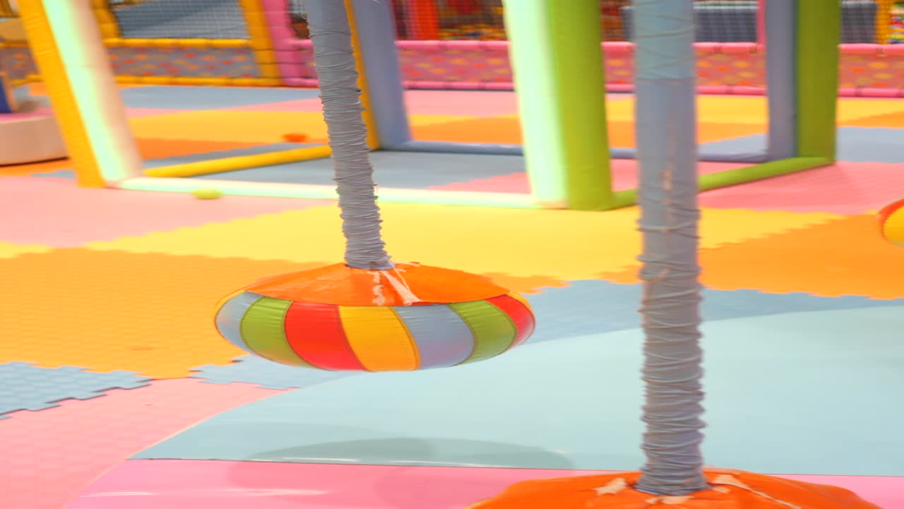 área de juegos colorida para niños