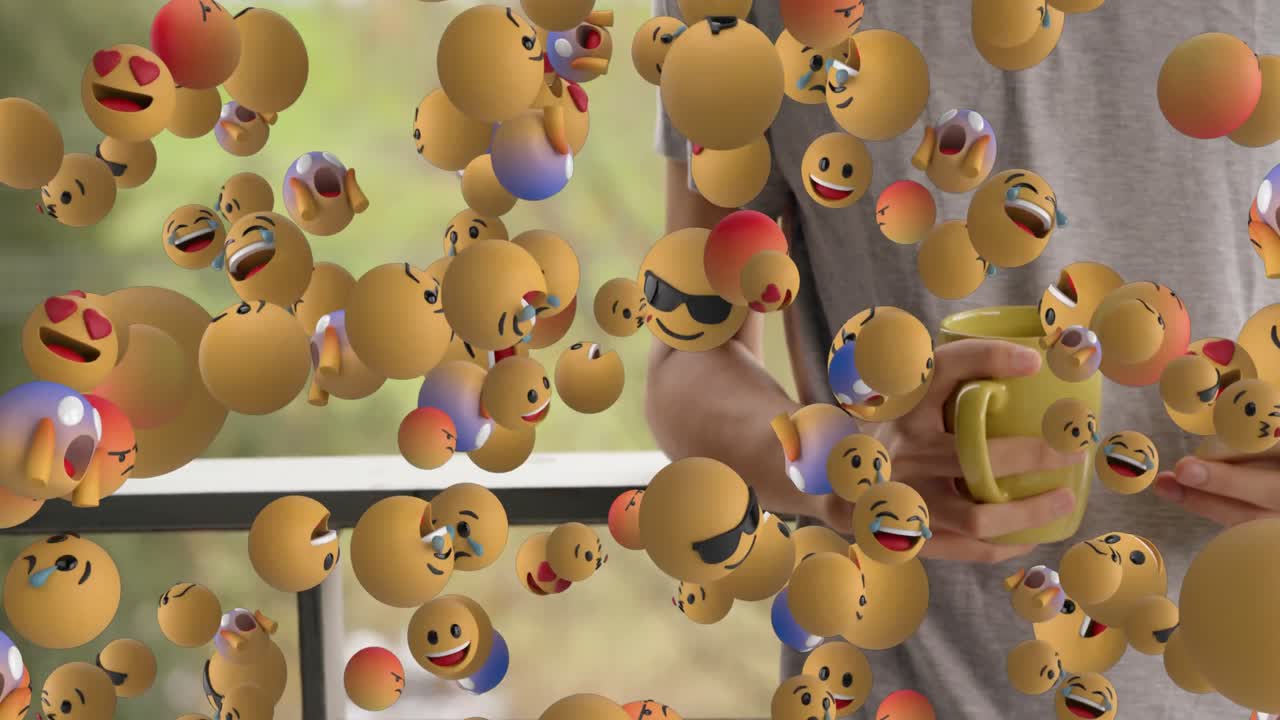 iconos de emoji con una mujer usando un teléfono inteligente en el fondo 4k