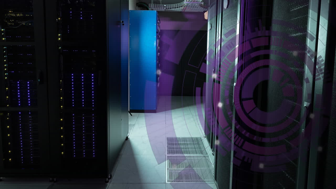 animación de un escáner redondo girando contra la sala del servidor de la computadora