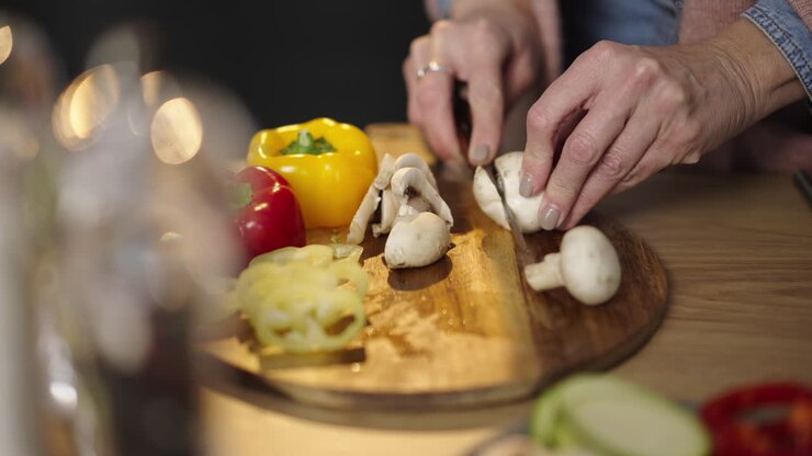Preparare verdure fresche per cucinare