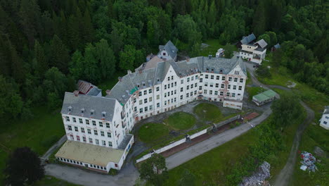 high angle downward view of historic psychiatric hospital lyster sanatorium