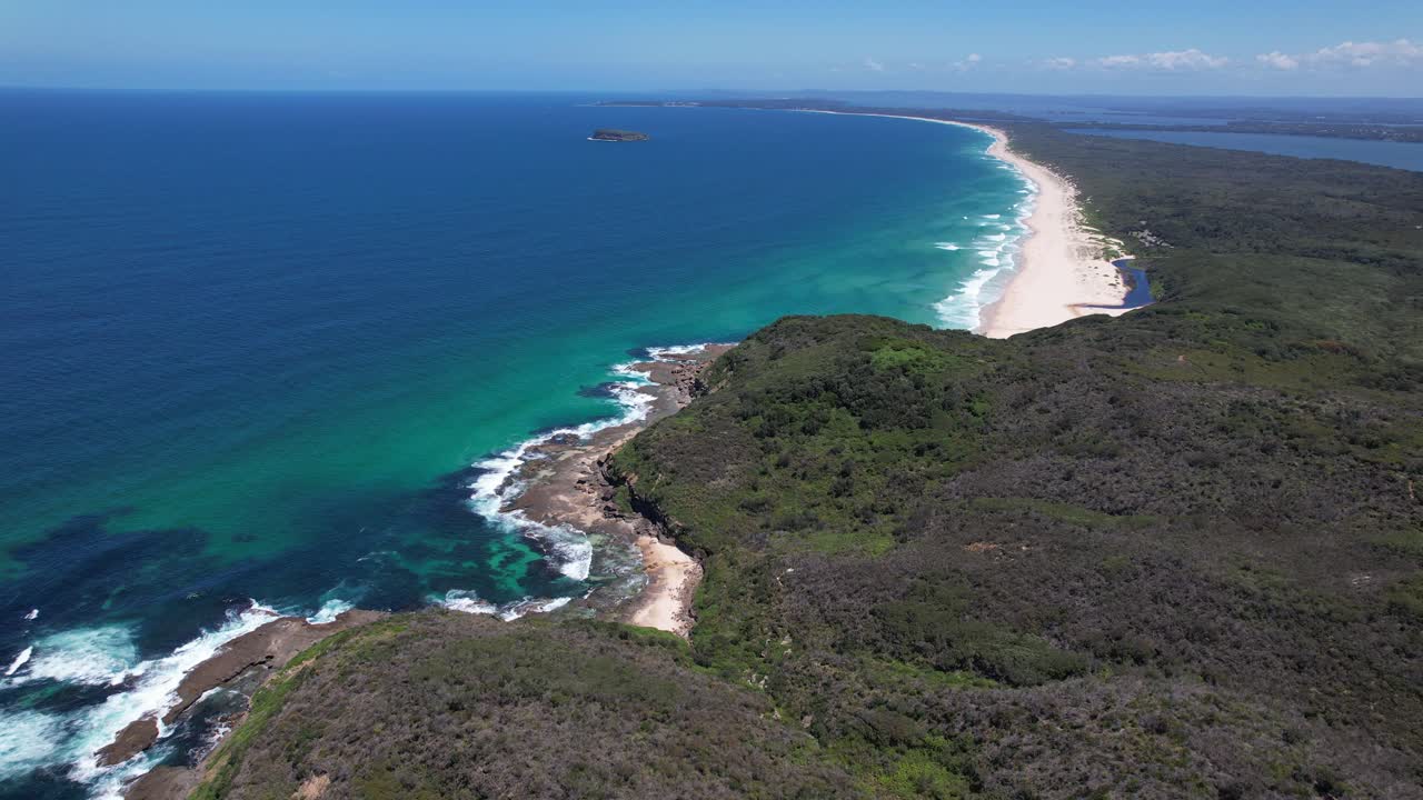 Idyllic Seascape In Frazer Park, New South Wales, Australia - Aerial Drone Shot