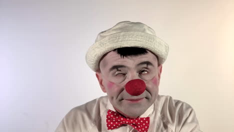 payaso emoji - cara durmiente