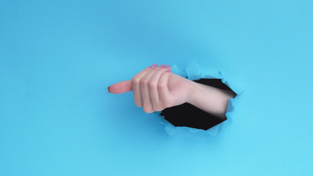 나에게 광고 배경 손 돌파구를