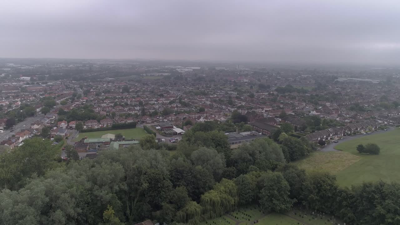 스 윈던, 윌트 셔에서 cricklade 이상 흐린 공중 샷