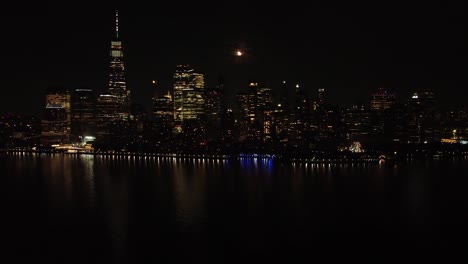 new york city skyline at night