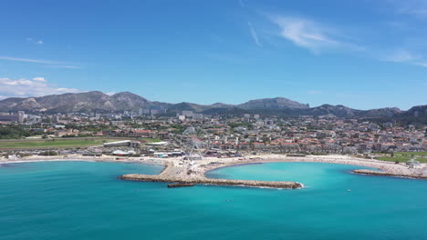 vista aérea de la costa de la playa prado borely marsella francia parque nacional de calanques