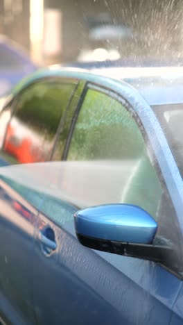lavado de automóviles en curso