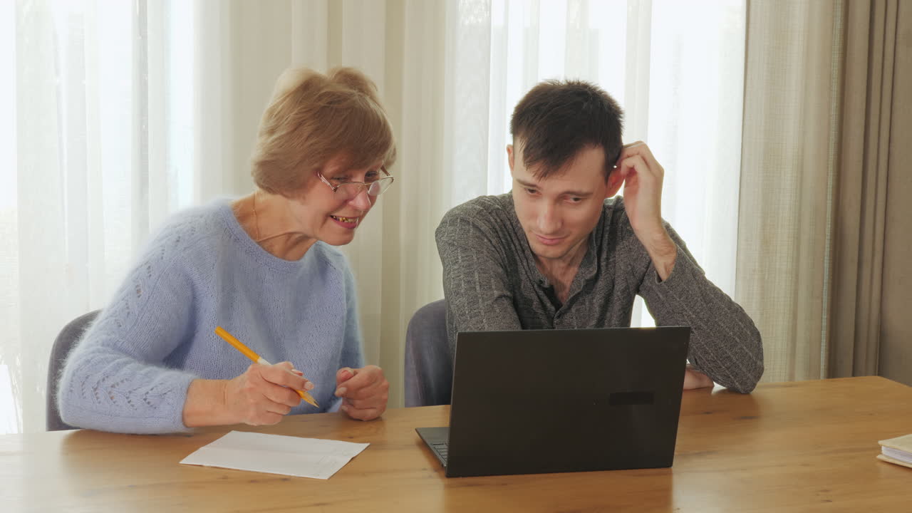 여자 와 남자 가 함께 공부 하는 것