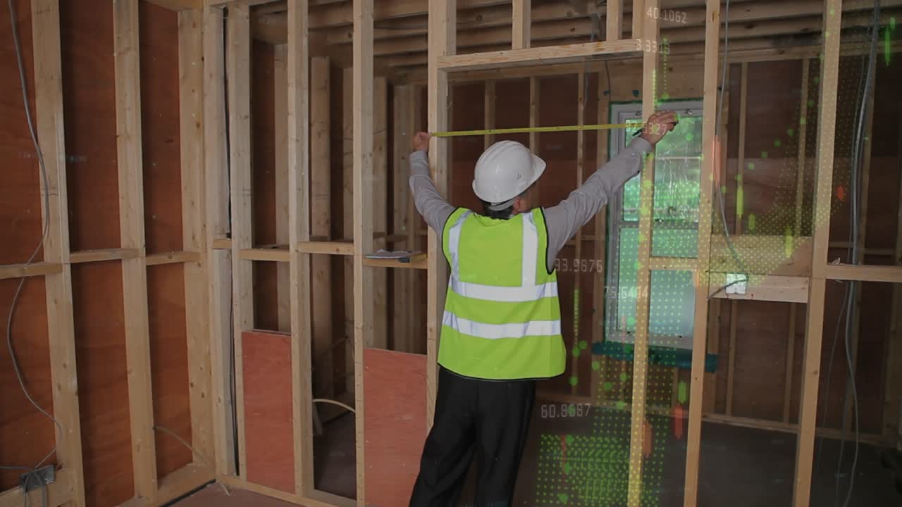 animación del procesamiento de estadísticas sobre la medición de un ingeniero masculino en el sitio de construcción