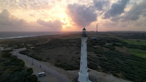 retiro aéreo del faro de california en aruba