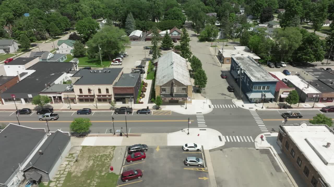 Cedar Springs, Michigan downtown with drone video moving sideways right to left.