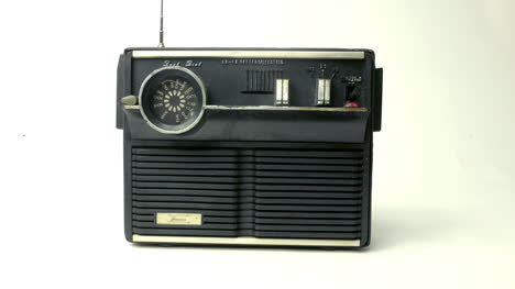 pequeña radio 08