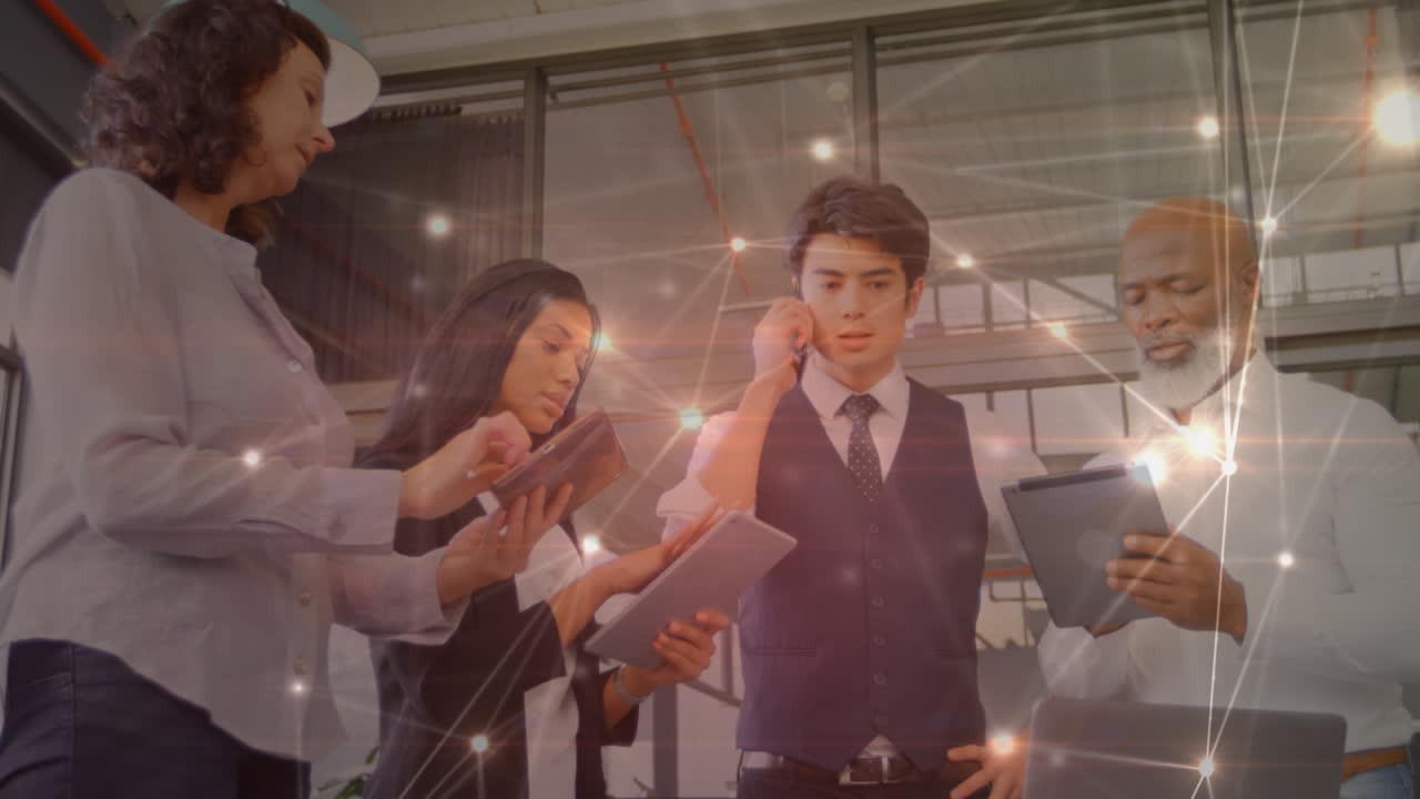 사무실에서 다양한 사업가들과의 연결 네트워크의 활성화