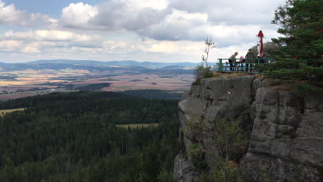 walk through the rock blocks