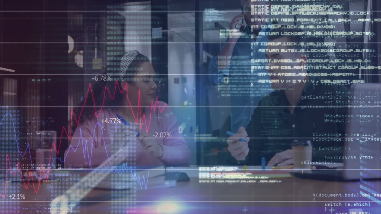 animación de procesamiento de datos y diagramas sobre diversos colegas discutiendo el trabajo en la oficina