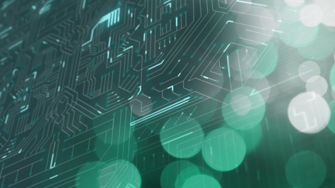 빛나는 컴퓨터 회로판에 데이터 처리의 애니메이션