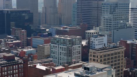 ciudad moderna central aérea en estados unidos cincinnati ohio edificios viejos y nuevos