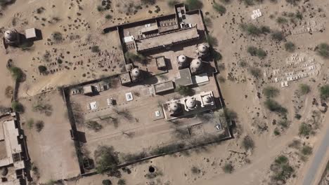 Aerial-view-of-Derawar-Fort-in-the-day-time
