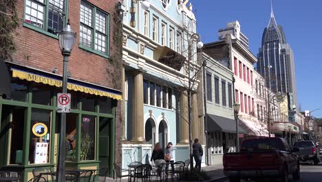 A-downtown-establishing-shot-of-Mobile-Alabama