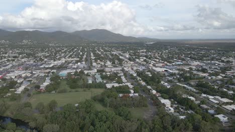 Berserker,-Besiedelter-Vorort-Von-Kershaw-Gardens-In-Rockhampton,-Queensland,-Australien