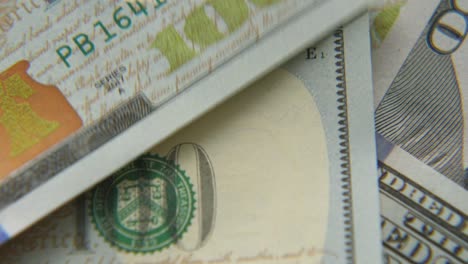 billetes de cien dólares