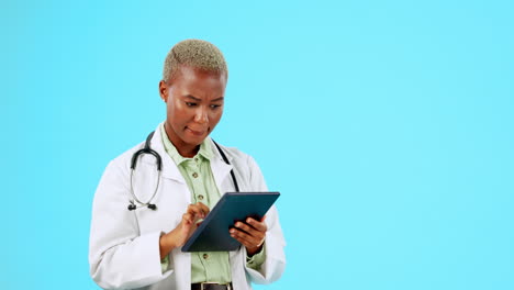 Black-woman,-doctor-and-tablet-in-healthcare