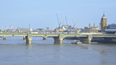 Puente-Ferroviario-De-Cannon-Street,-Londres,-Reino-Unido