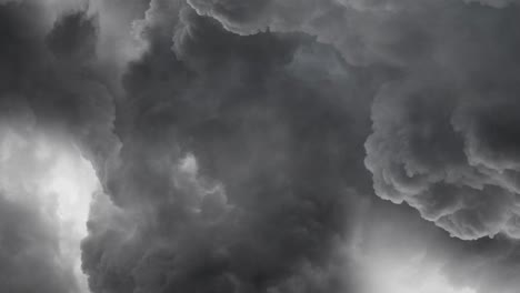 Rayo-En-El-Cielo,-Tormenta-De-Nubes