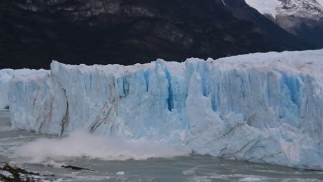 Glacier-Perito-Moreno-Collapses-In-Patagonia