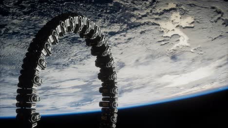 estación espacial futurista en órbita terrestre