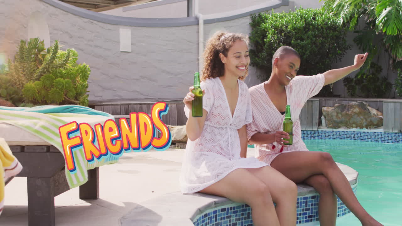 animación de amigos texto sobre felices diversas amigas bebiendo cerveza
