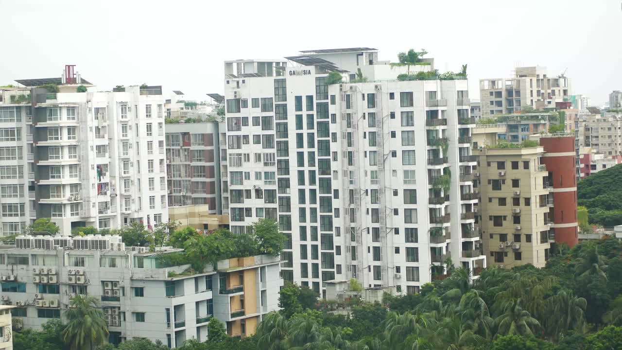 edificios de gran altura en una ciudad