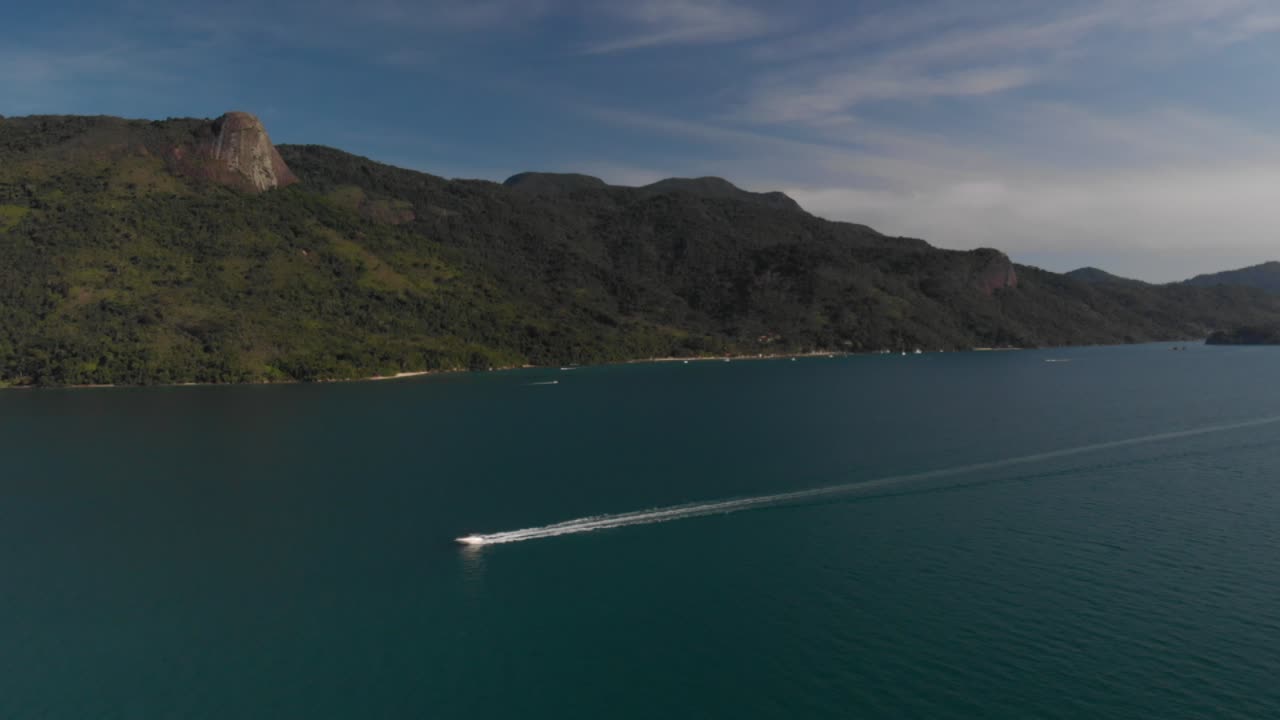 paraty, 리오 데 자네이로, 브라질의 열대 피오르드의 공중 샷