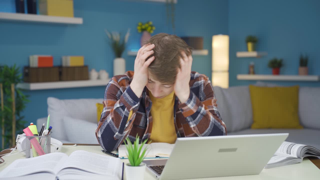 우울증에 걸린 학생.