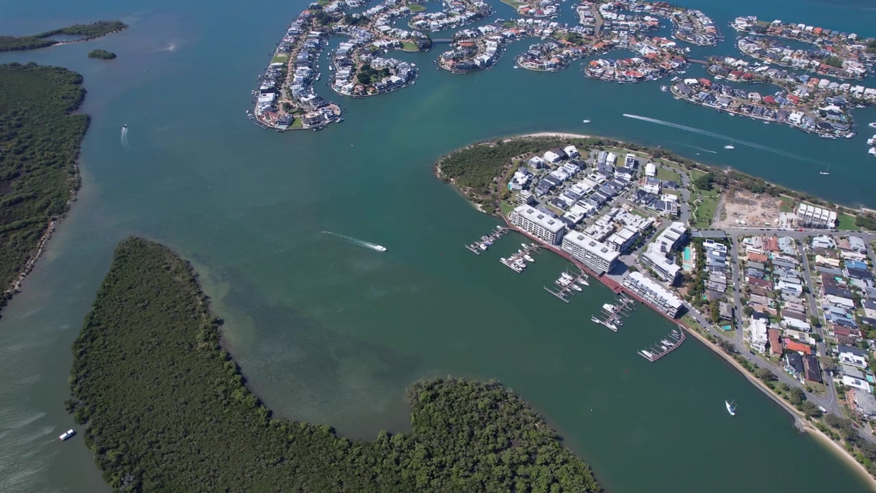 Isola di Coomera e Isole Sovereign a Paradise Point, Queensland, Australia. Ripresa aerea.