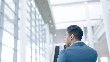 Businessman-with-phone-call