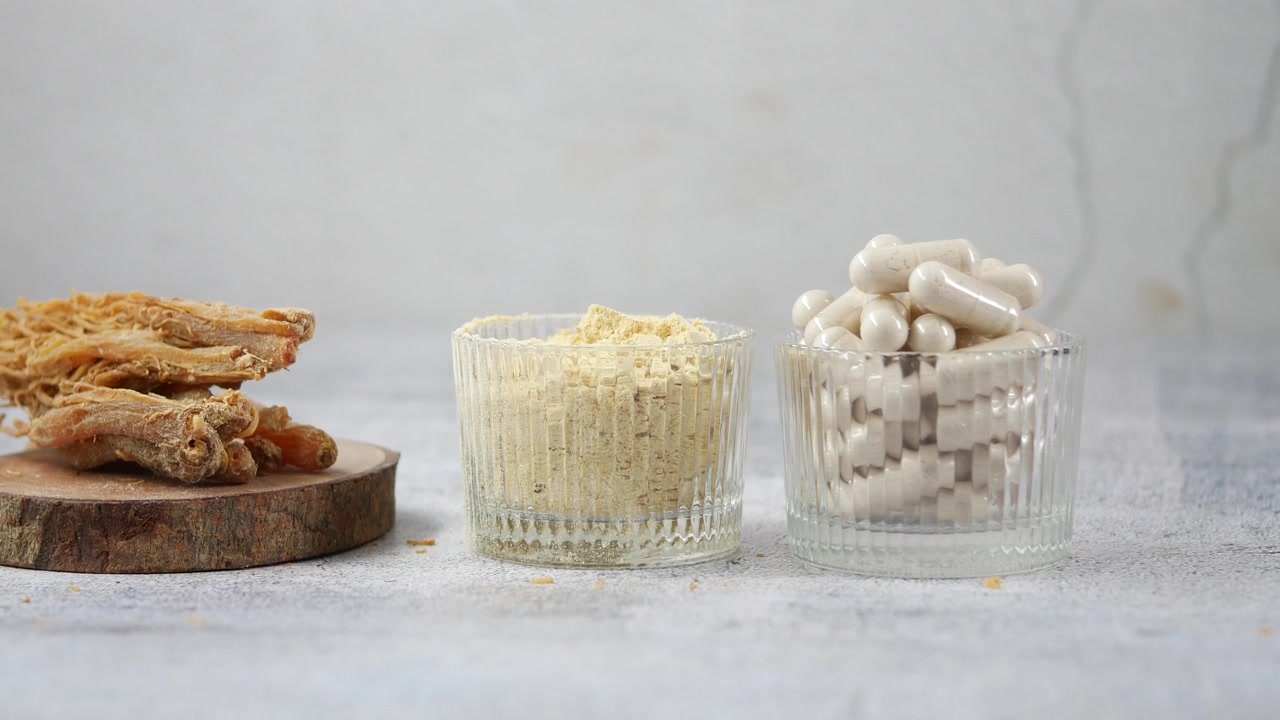 Ginseng Roots, Powder, and Capsules for Natural Health